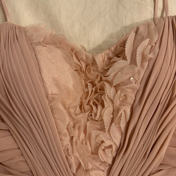 Mignon Dusty Rose Pink Rosette Evening Gown / Bridal Gown - Size: 12 - Picture 7 of 15